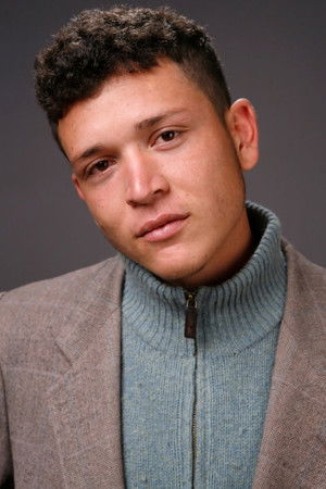 Édgar Flores